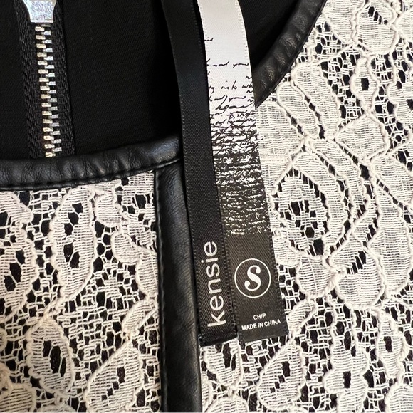 Kenzie Lace Faux Leather Black White Mini Dress Size Small Mixed Media Pockets - Picture 7 of 9
